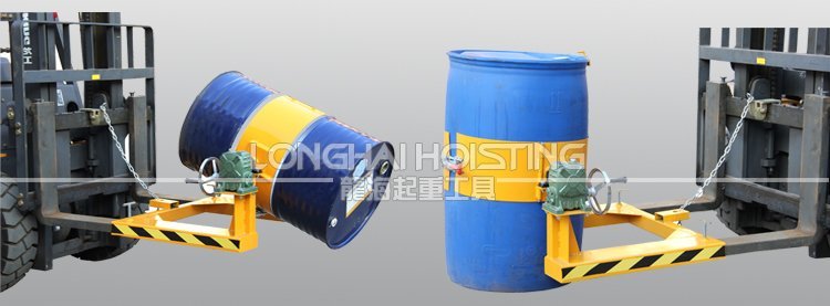 叉車專用倒桶機具使用案例 叉車專用倒桶機具使用案例